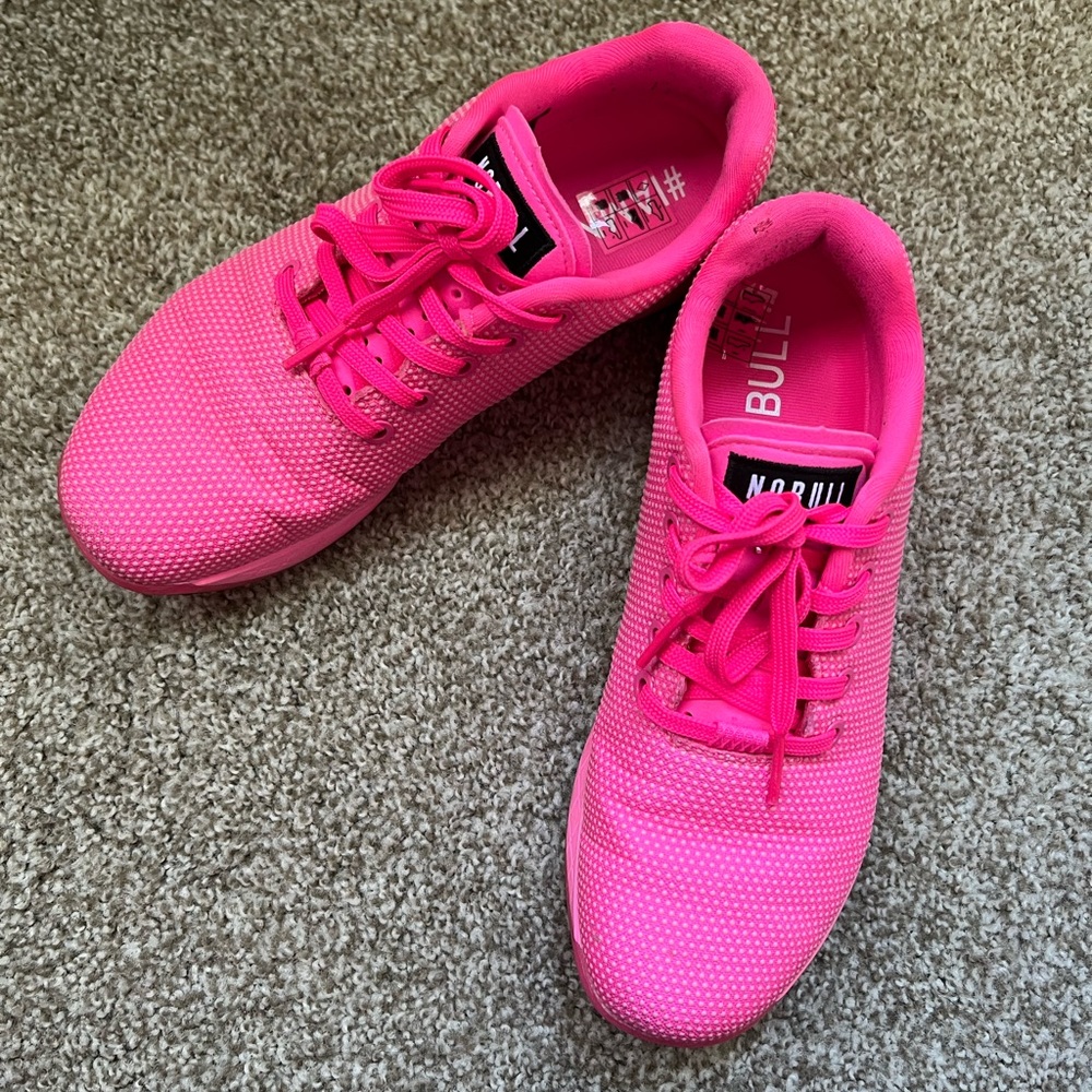 NOBULL neon pink trainer